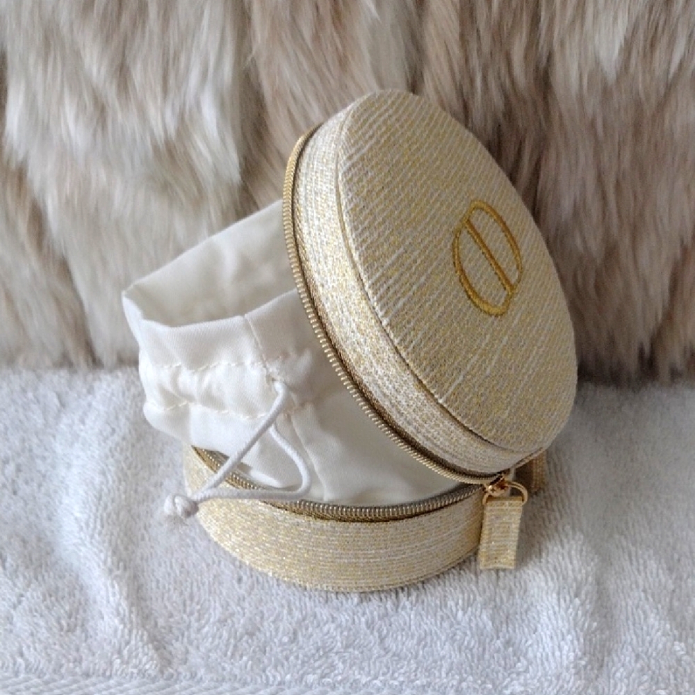 Dior Gold Compact Case - Picture 7 of 16